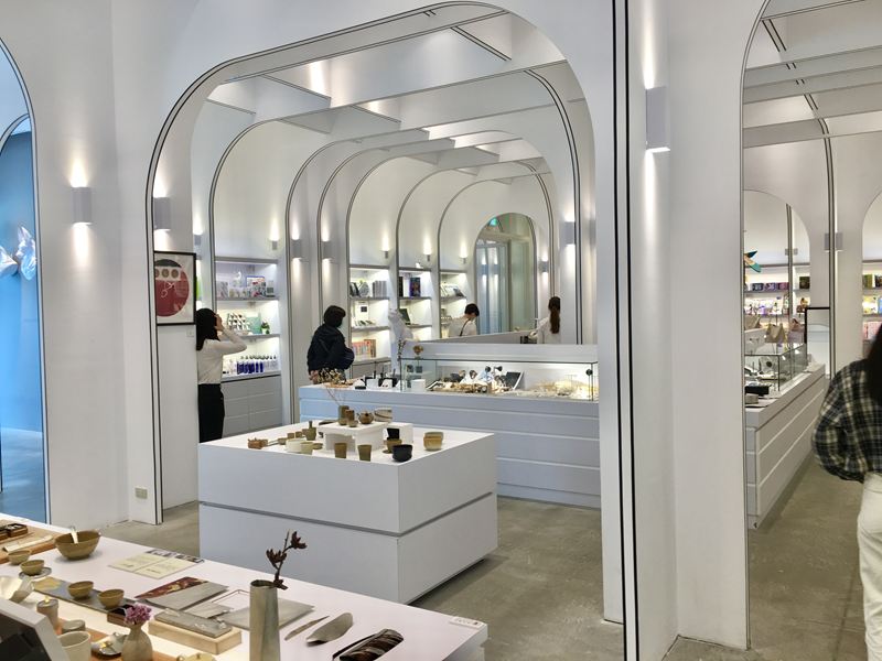 台南美術館二館