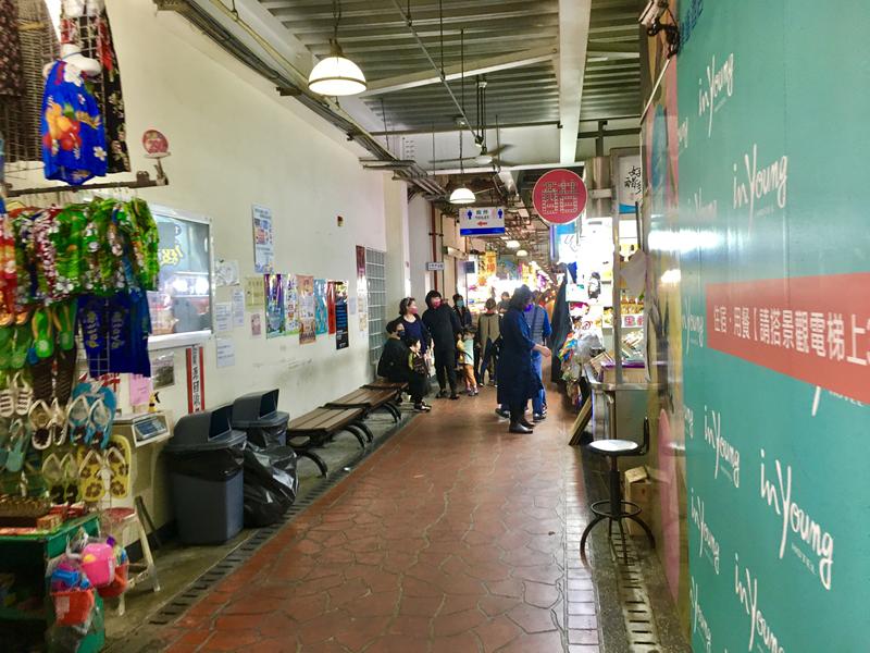 旗津道沙灘酒店