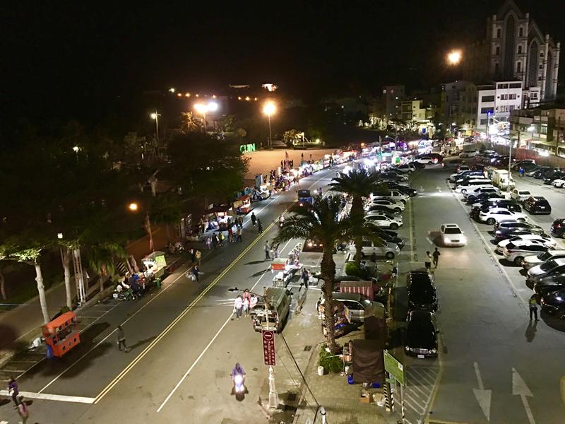 旗津道沙灘酒店