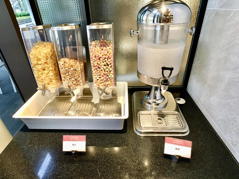 名人堂花園飯店早餐