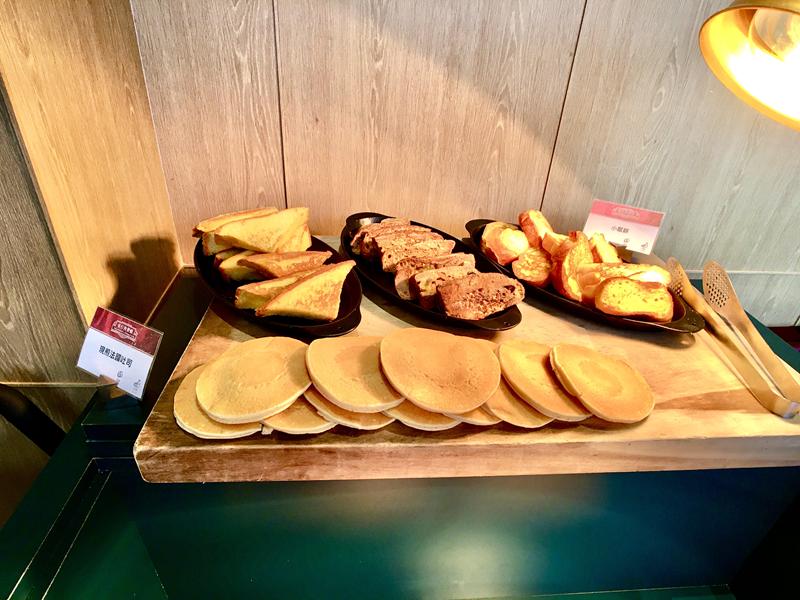 名人堂花園飯店早餐