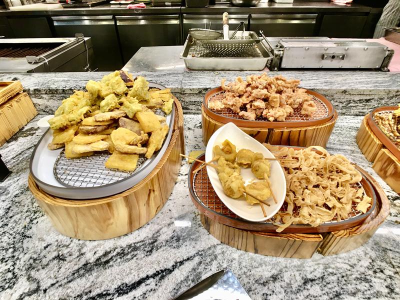 饗食天堂