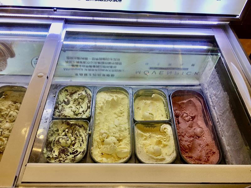 星亞自助餐廳