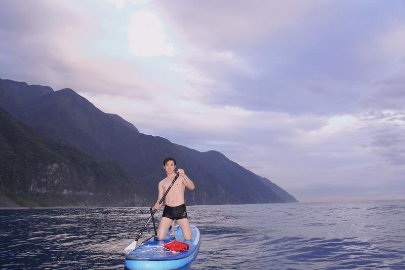 清水斷崖sup看日出