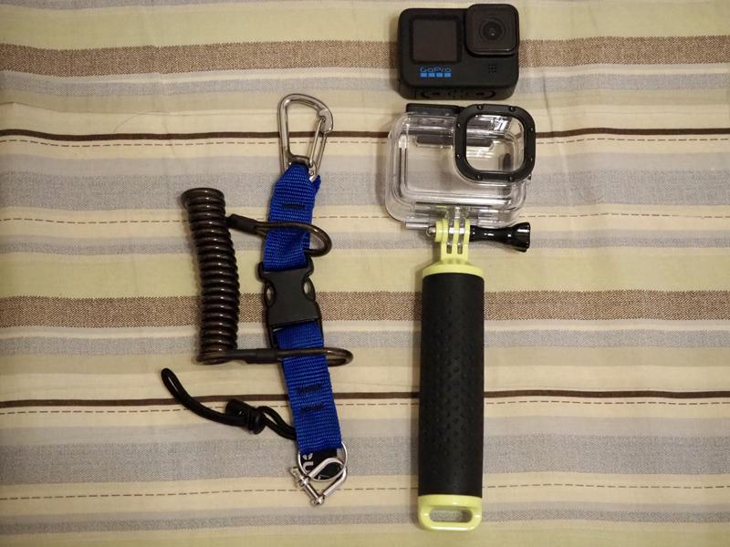 泳渡日月潭攜帶物品