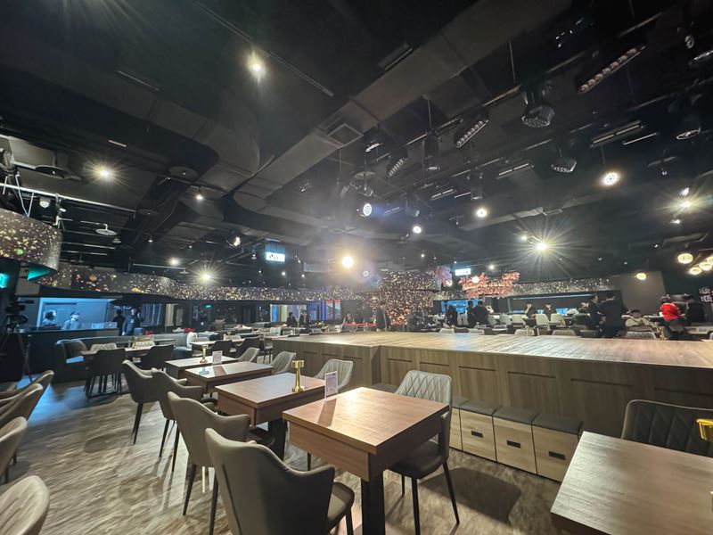 sakura表演餐酒館