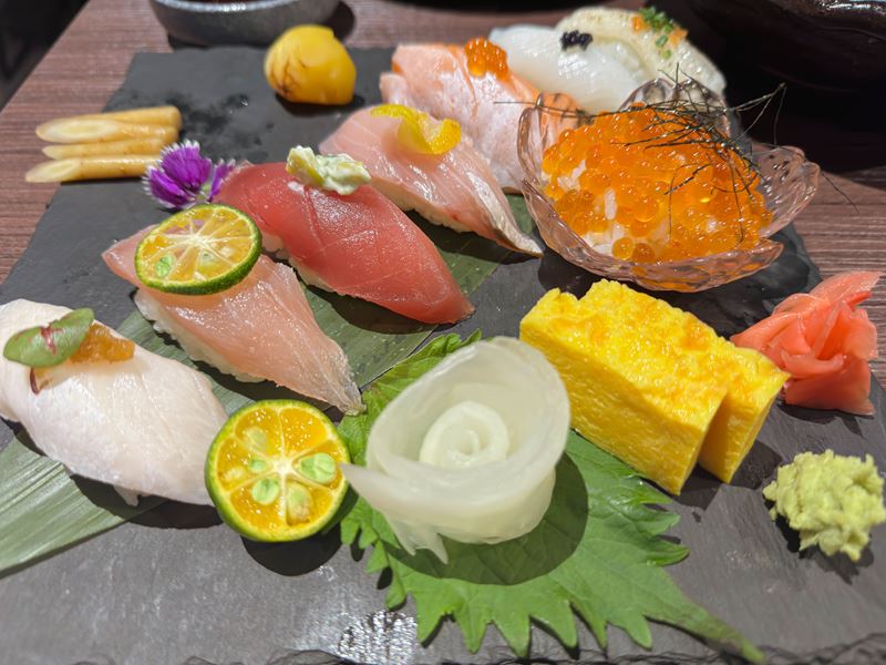 sakura表演餐酒館