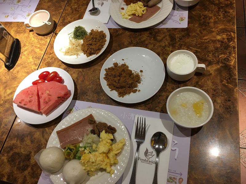 新采自助百匯早餐