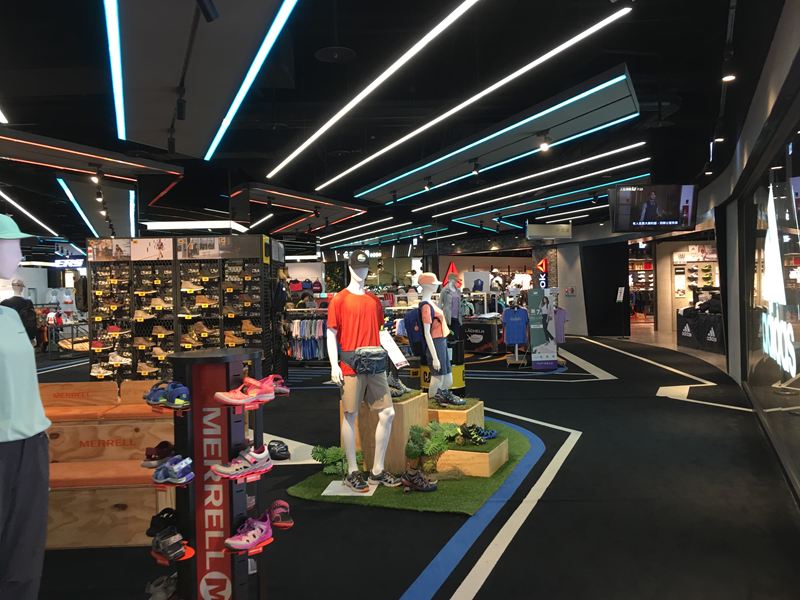 秀泰生活文心館