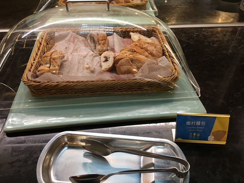 萬國百匯自助早餐