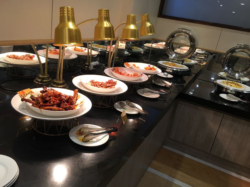 港龘港式自助百匯