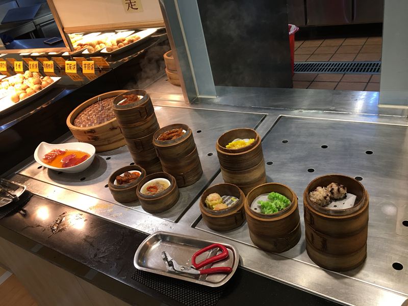 港龘港式自助百匯