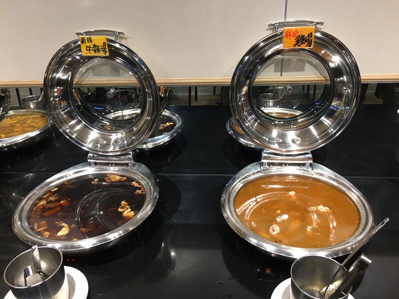 港龘港式自助百匯