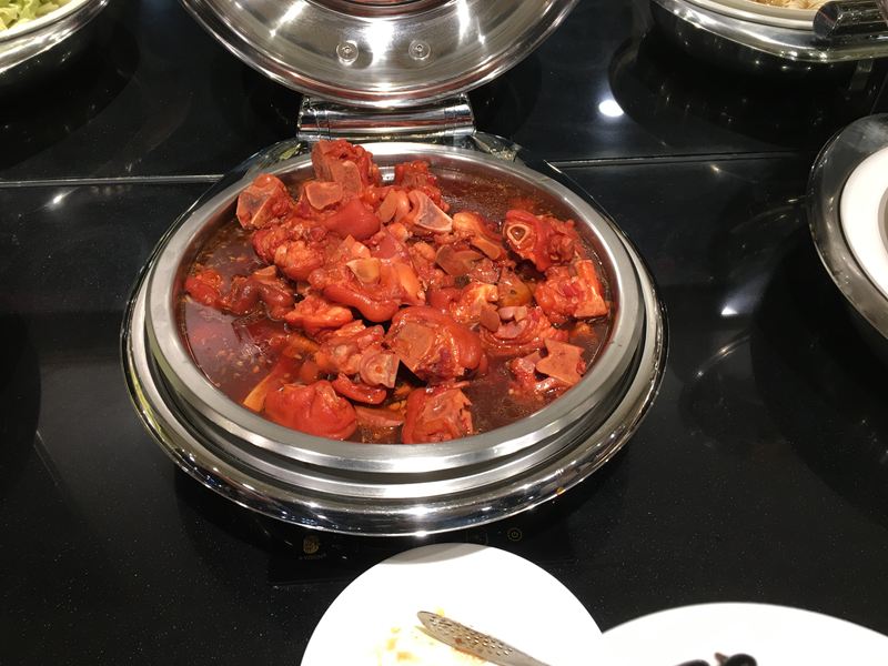 港龘港式自助百匯