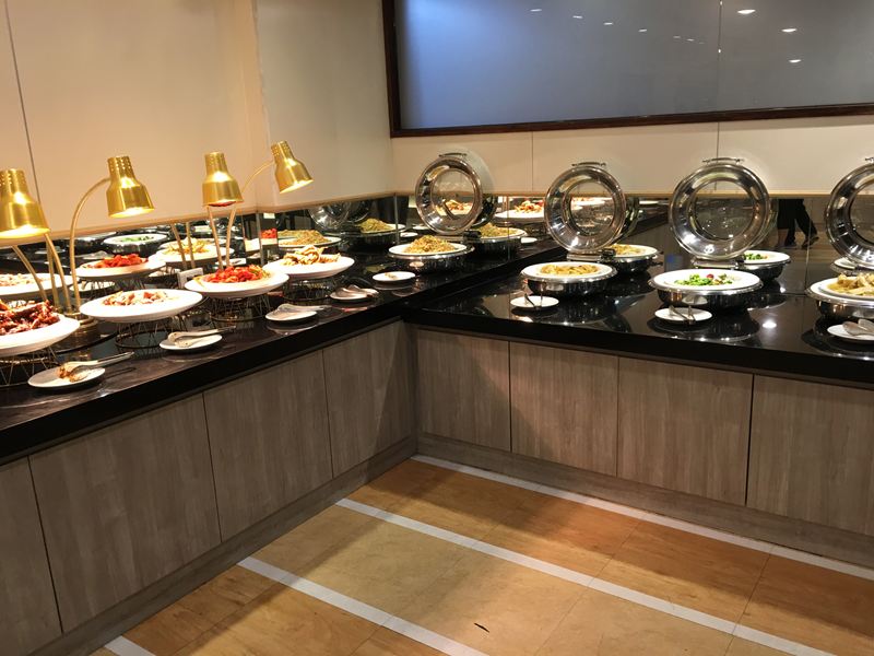 港龘港式自助百匯