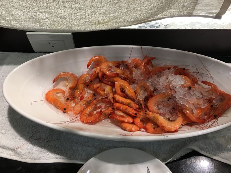 港龘港式自助百匯